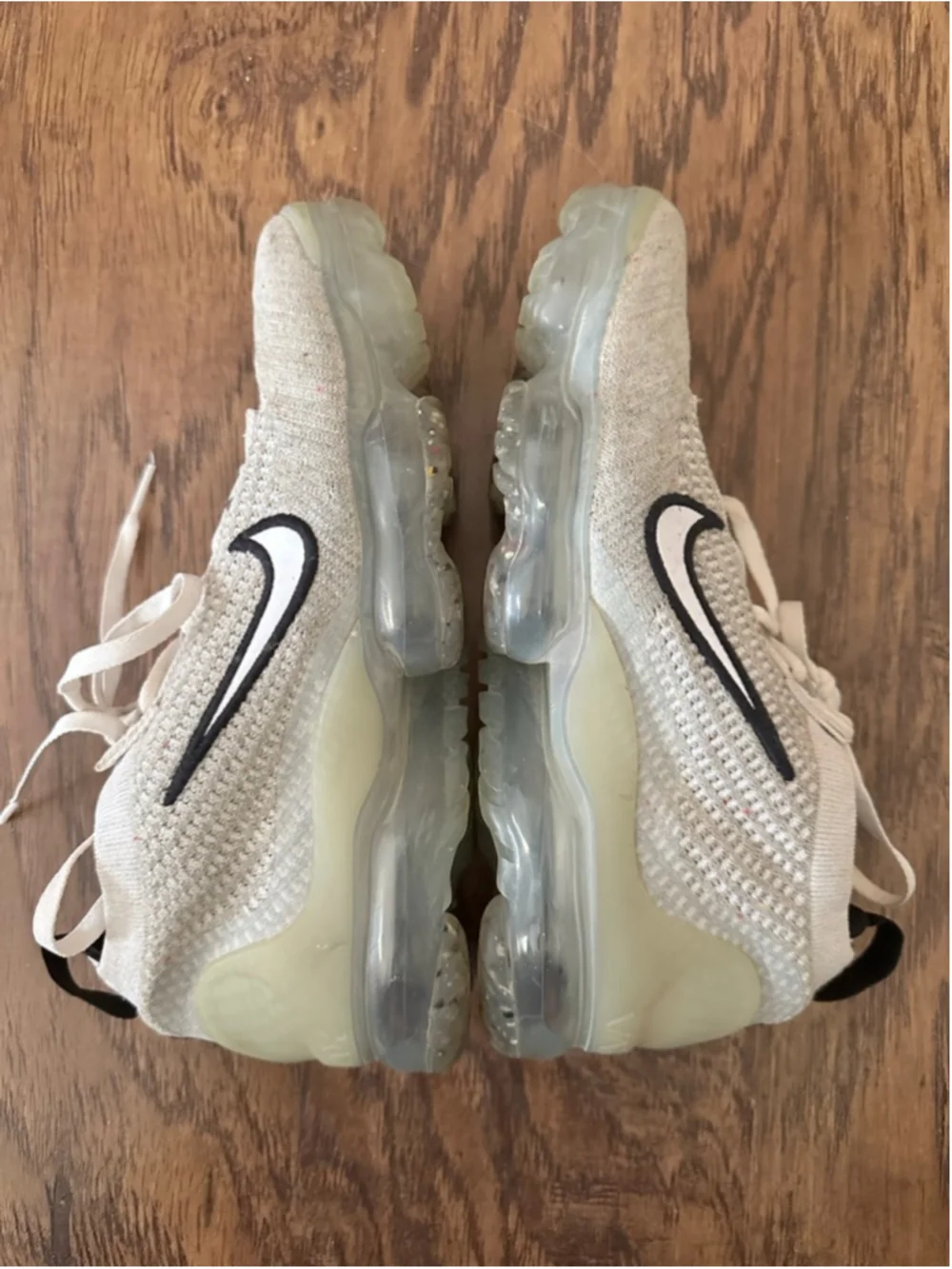 Nike Air VaporMax Flyknit 2021 White/Black Sneakers Women’s 8 / Youth 6.5Y